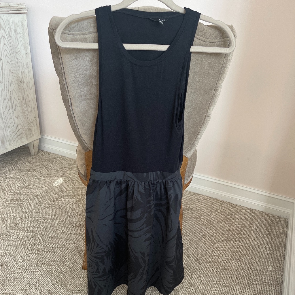 Hurley Black And Gray Backless Dress